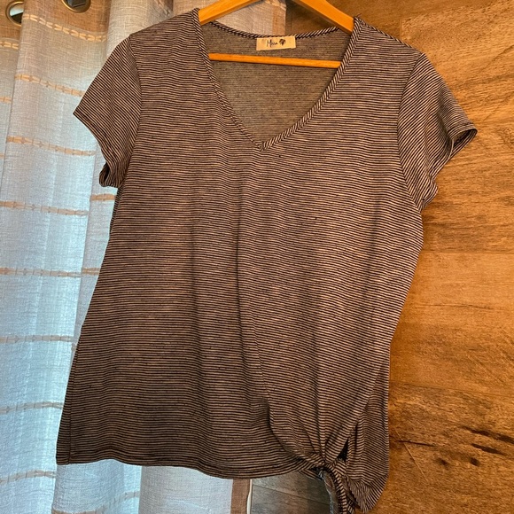 MISSÄ T-Shirt, size Large - Picture 1 of 2